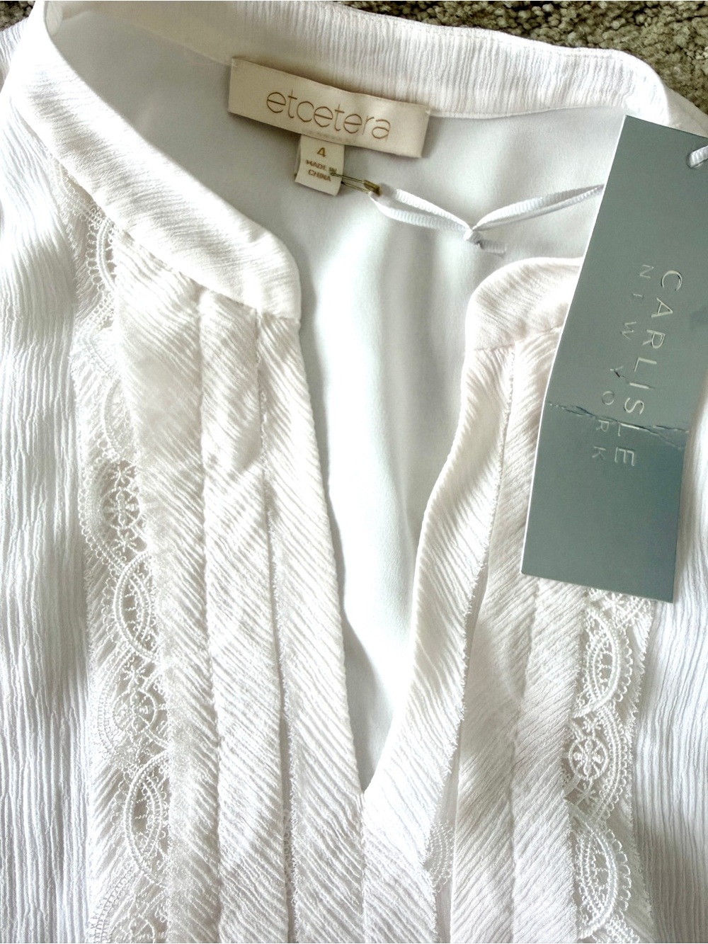 Etcetera Demure NWT Ivory Crinkle Lace Trim Blouse Size 4